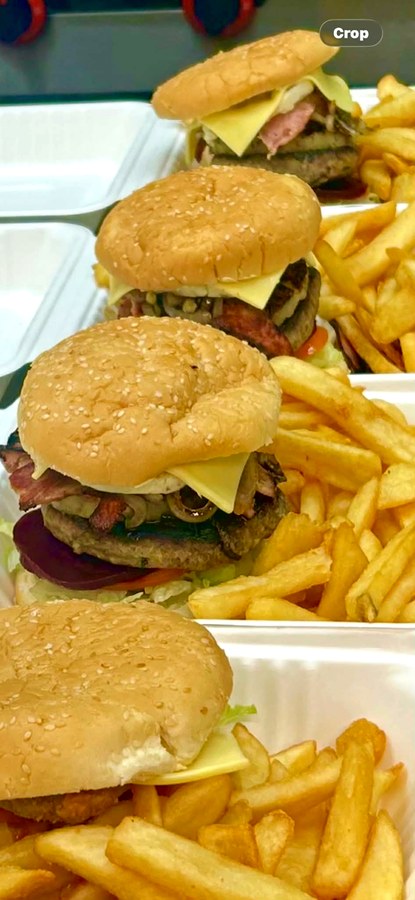 Burger Night at The Top Pub Rosebery