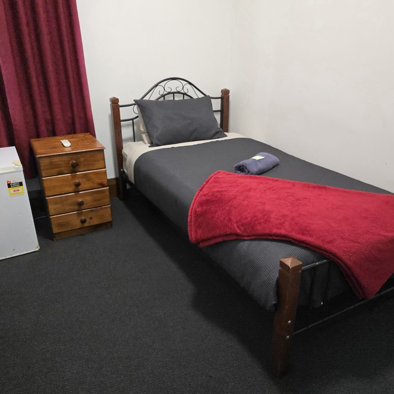 Single Room at The Top Pub Rosebery