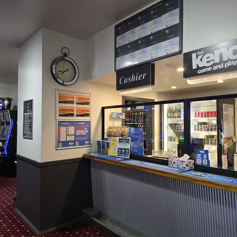 Keno & Cashier at The Top Pub Rosebery
