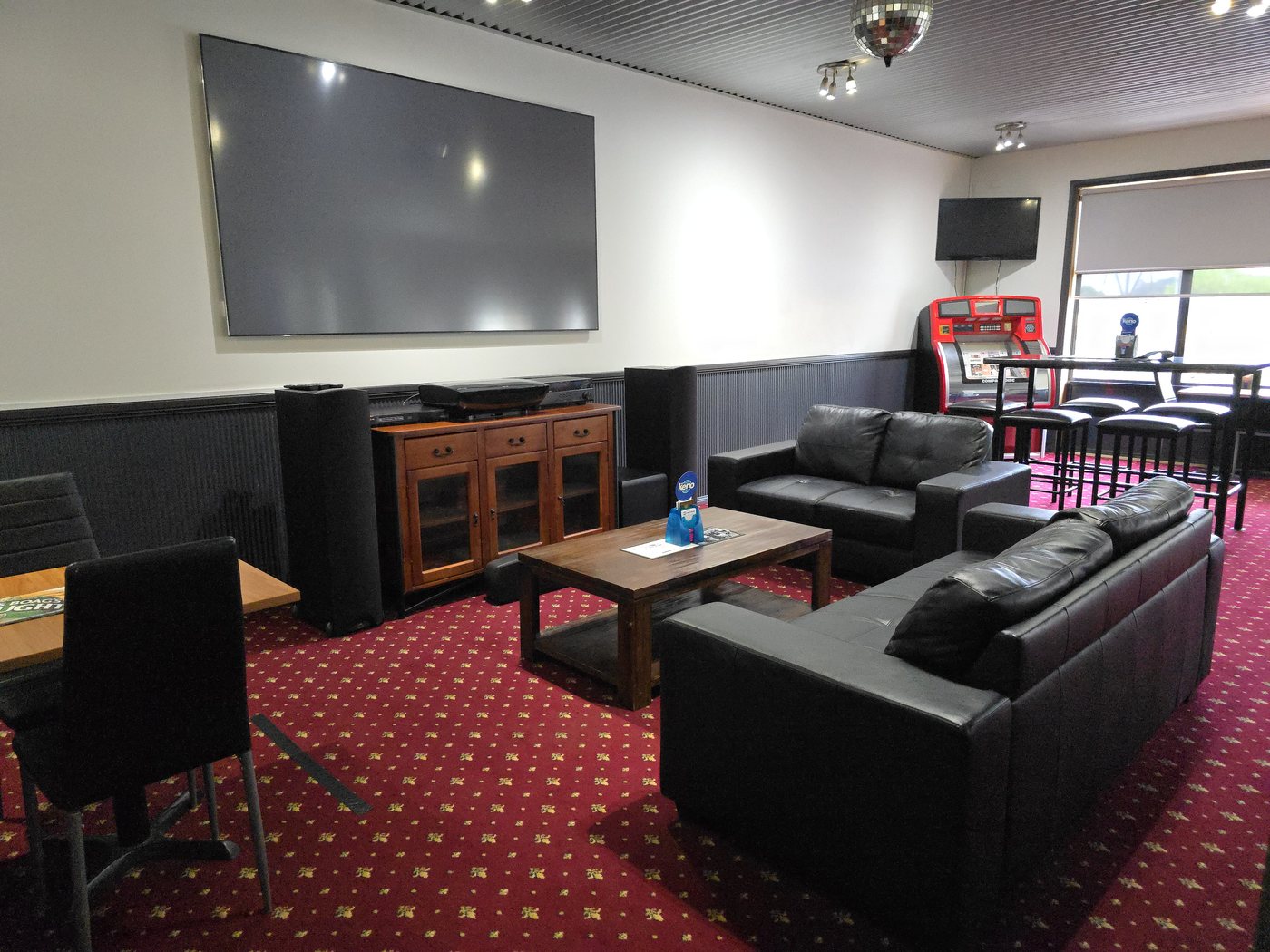 The bar lounge at The Top Pub Rosebery
